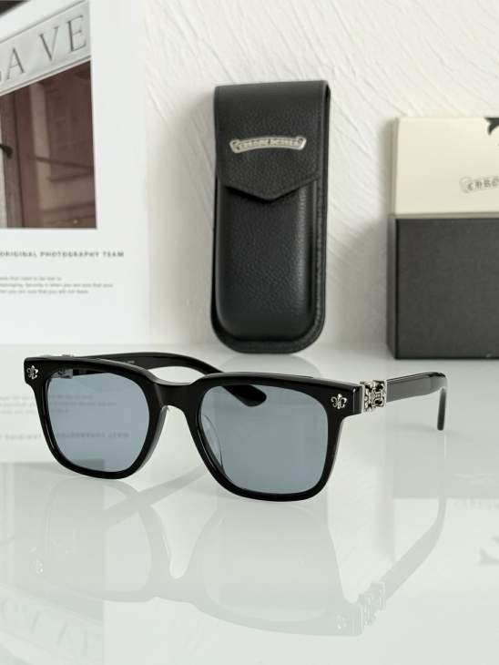 Picture of Chrome Hearts Sunglasses _SKUfw73376301fw